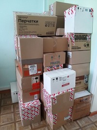 Сотрудники Центра профессиональной патологии передали лекарственные средства и медикаменты военнослужащим