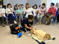 Мое сердце не остановилось, мое сердце замерло…