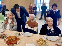 Николай Ташланов встретился с представителями общественной организации «Жители блокадного Ленинграда»